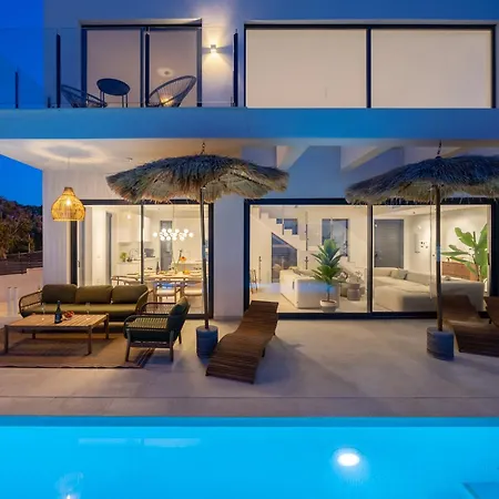 Luxury Pool By Fidalsa * Polop